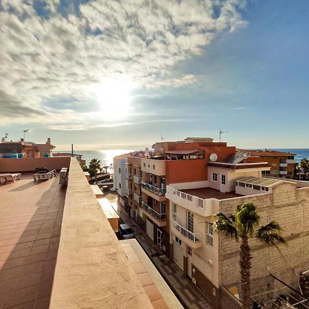 Beautiful Renovated Apartment With Air Conditioning Just Steps From The Sea In Playa San Juan Luaran gambar