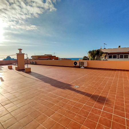 Beautiful Renovated Apartment With Air Conditioning Just Steps From The Sea In Playa San Juan Luaran gambar