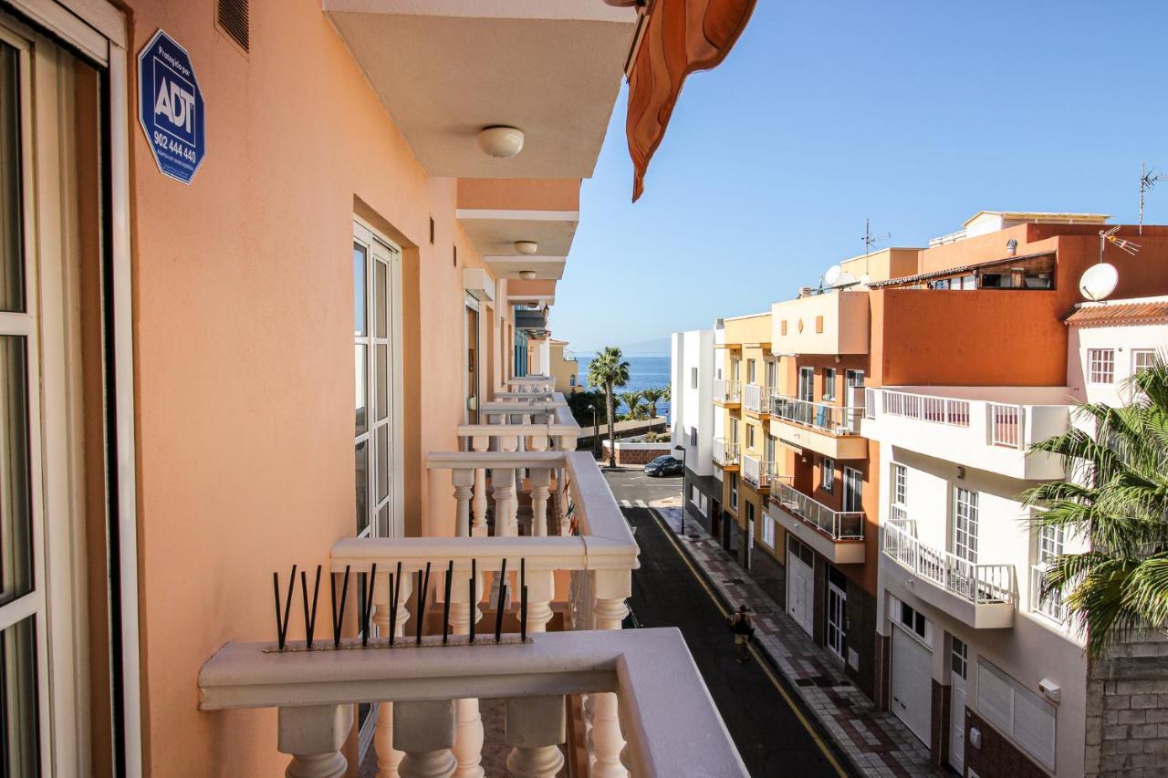 Beautiful Renovated Apartment With Air Conditioning Just Steps From The Sea In Playa San Juan Luaran gambar